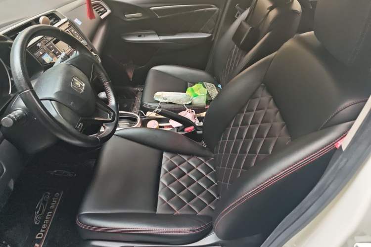 Used Honda Fit 2018 1.5L CVT Trendy Run+ Edition Left Front Seat