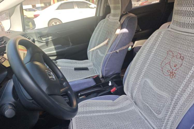 Used Honda Fit 2018 1.5L CVT Comfort Sunroof Version Left Front Seat