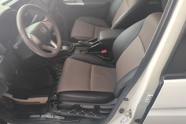 Used Honda Fit 2018 1.5L CVT Comfort Sunroof Version Left Front Seat