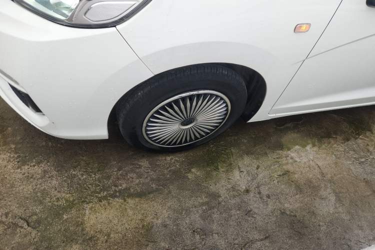 Used Honda Fit 2018 1.5L CVT Comfort Version Left Front Wheel Hub