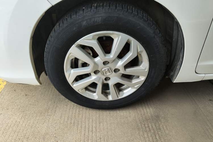 Used Honda Fit 2018 1.5L CVT Comfort Version Left Front Wheel Hub