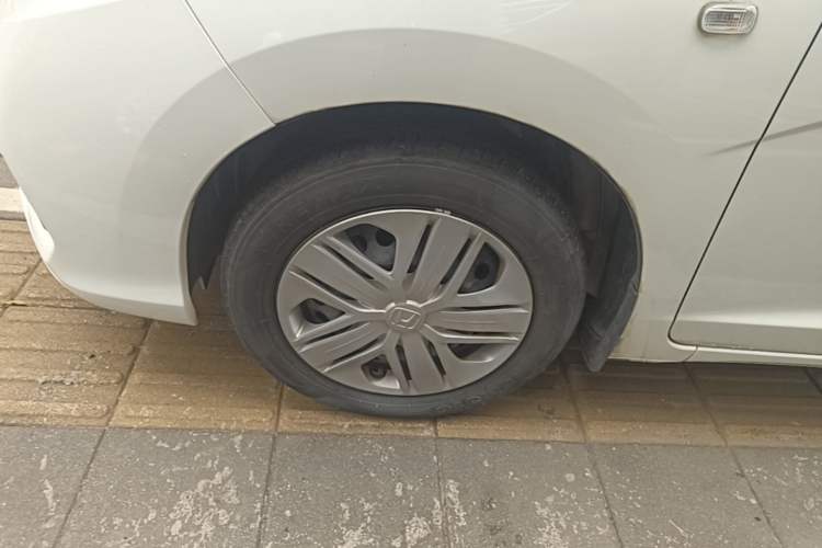 Used Honda Fit 2018 1.5L CVT Comfort Version Left Front Wheel Hub