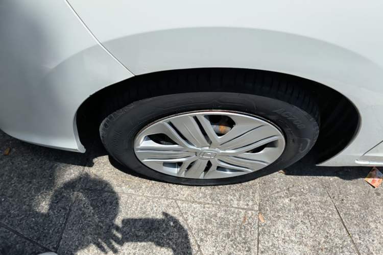 Used Honda Fit 2018 1.5L CVT Comfort Version Left Front Wheel Hub