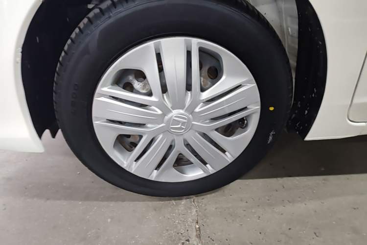 Used Honda Fit 2018 1.5L CVT Comfort Version Left Front Wheel Hub