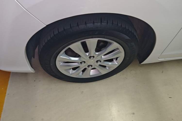 Used Honda Fit 2018 1.5L CVT Comfort Version Left Front Wheel Hub