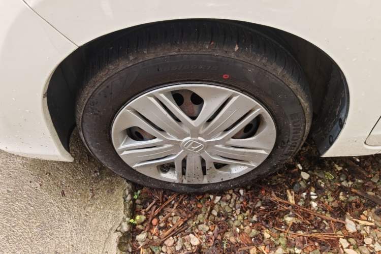 Used Honda Fit 2018 1.5L CVT Comfort Version Left Front Wheel Hub