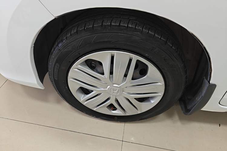 Used Honda Fit 2018 1.5L CVT Comfort Version Left Front Wheel Hub