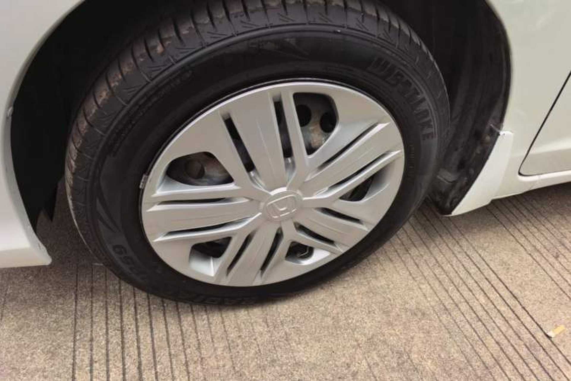 Used Honda Fit 2018 1.5L CVT Comfort Version Left Front Wheel Hub