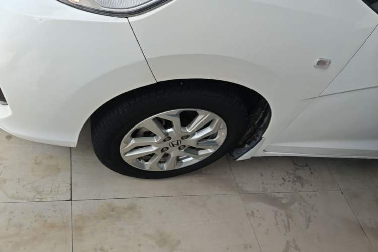 Used Honda Fit 2018 1.5L CVT Comfort Version Left Front Wheel Hub