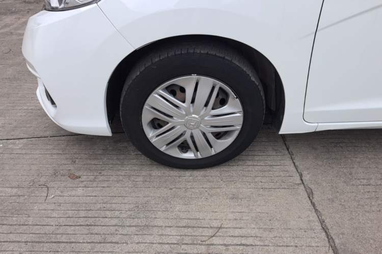 Used Honda Fit 2018 1.5L CVT Comfort Version Left Front Wheel Hub