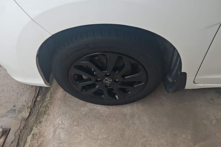 Used Honda Fit 2018 1.5L CVT Comfort Version Left Front Wheel Hub