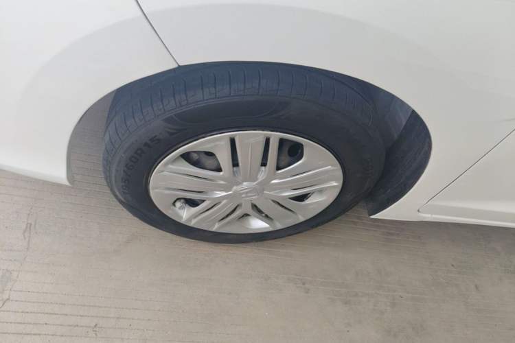 Used Honda Fit 2018 1.5L CVT Comfort Version Left Front Wheel Hub