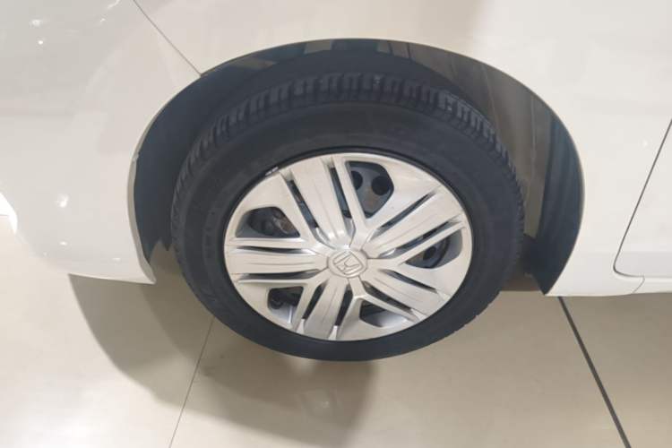 Used Honda Fit 2018 1.5L CVT Comfort Version Left Front Wheel Hub