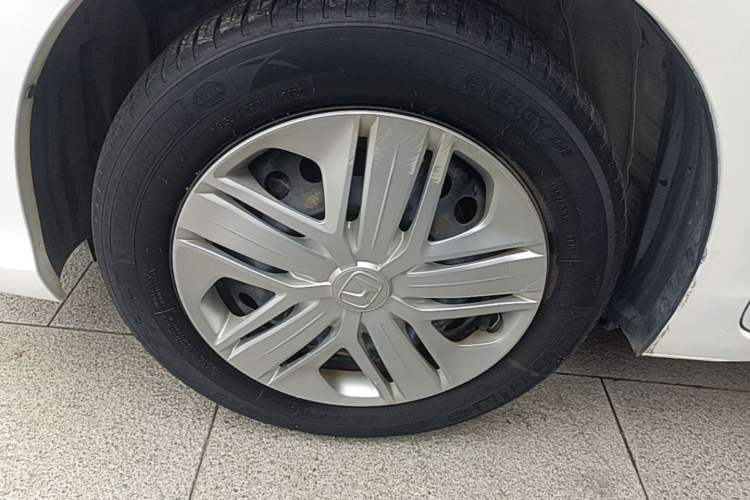 Used Honda Fit 2018 1.5L CVT Comfort Version Left Front Wheel Hub