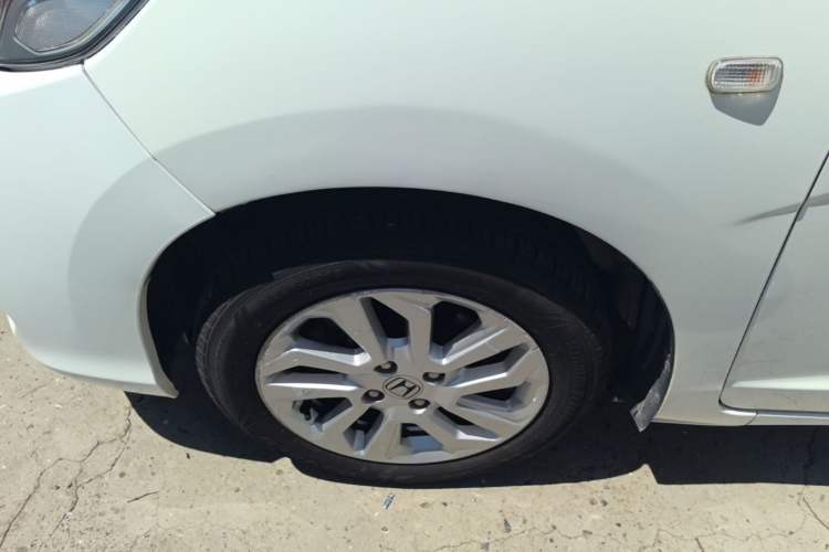 Used Honda Fit 2018 1.5L CVT Comfort Sunroof Version Left Front Wheel Hub