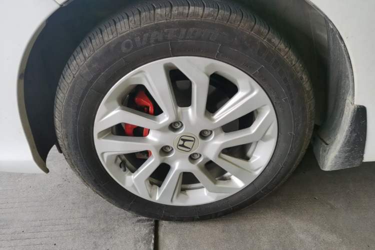 Used Honda Fit 2018 1.5L CVT Comfort Sunroof Version Left Front Wheel Hub