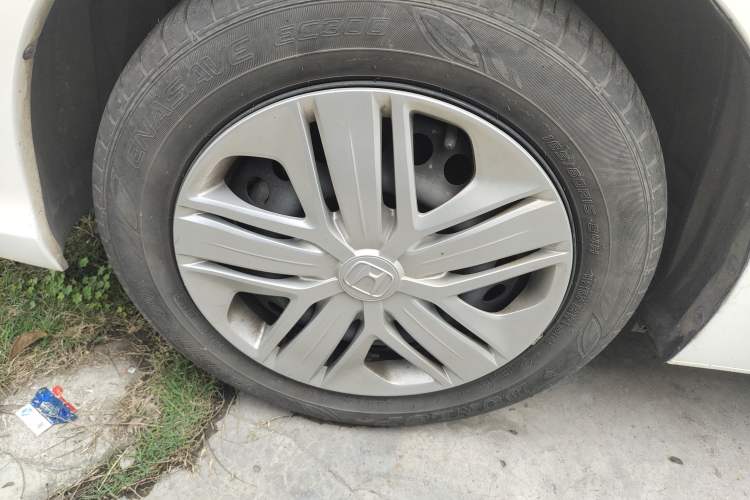 Used Honda Fit 2018 1.5L CVT Comfort Version Left Front Wheel Hub