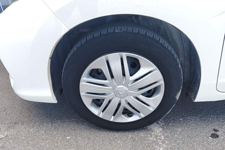 Used Honda Fit 2018 1.5L CVT Comfort Version Left Front Wheel Hub