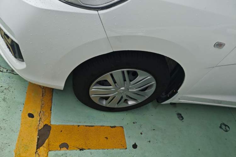 Used Honda Fit 2018 1.5L CVT Comfort Version Left Front Wheel Hub