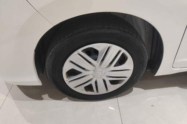 Used Honda Fit 2018 1.5L CVT Comfort Version Left Front Wheel Hub