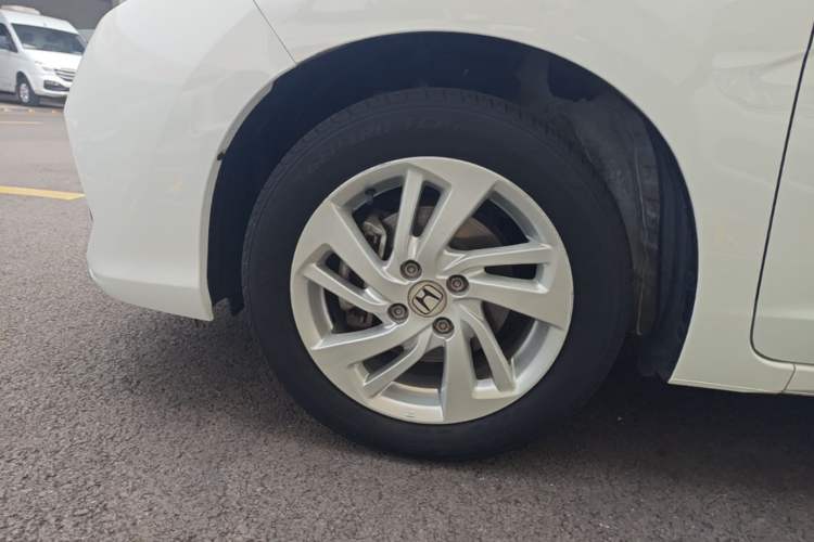 Used Honda Fit 2018 1.5L CVT Comfort Version Left Front Wheel Hub