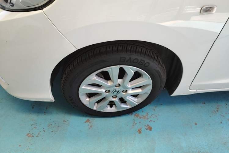 Used Honda Fit 2018 1.5L CVT Comfort Sunroof Version Left Front Wheel Hub
