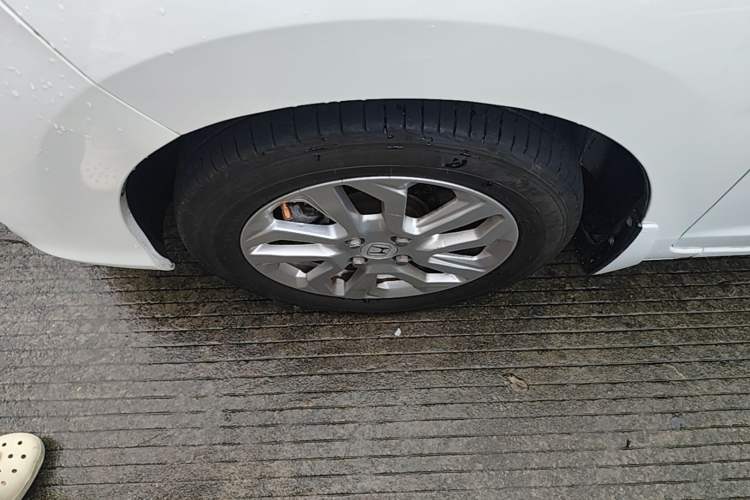 Used Honda Fit 2018 1.5L CVT Comfort Version Left Front Wheel Hub