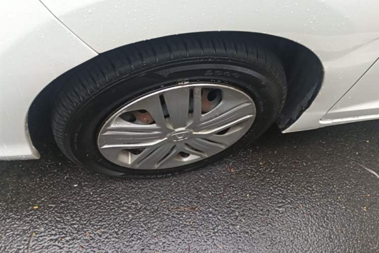 Used Honda Fit 2018 1.5L CVT Comfort Version Left Front Wheel Hub