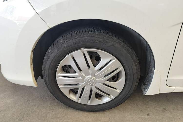 Used Honda Fit 2018 1.5L CVT Comfort Version Left Front Wheel Hub