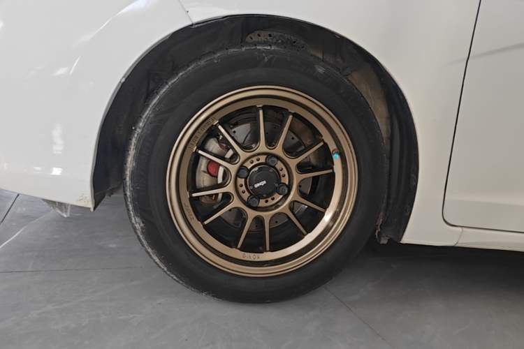 Used Honda Fit 2018 1.5L Manual Comfort Version Left Front Wheel Hub