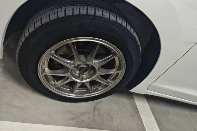 Used Honda Fit 2018 1.5L CVT Comfort Version Left Front Wheel Hub