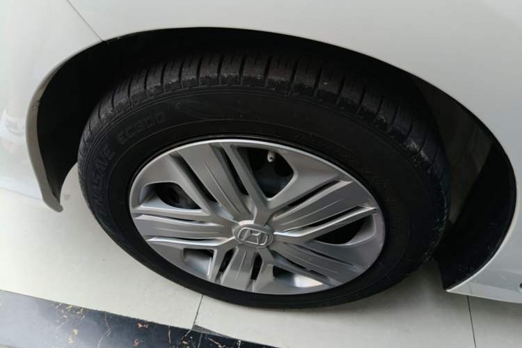 Used Honda Fit 2018 1.5L CVT Comfort Version Left Front Wheel Hub
