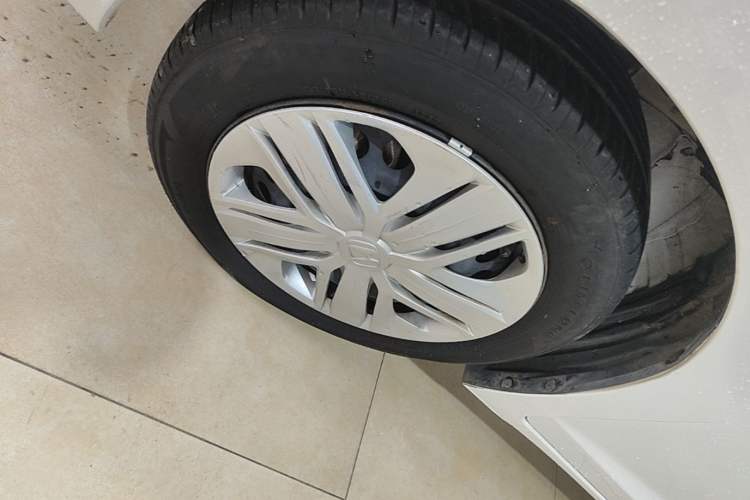 Used Honda Fit 2018 1.5L CVT Comfort Version Left Front Wheel Hub