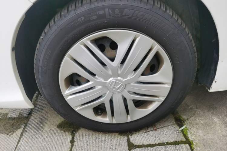 Used Honda Fit 2018 1.5L CVT Comfort Version Left Front Wheel Hub