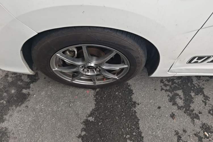 Used Honda Fit 2018 1.5L CVT Comfort Version Left Front Wheel Hub