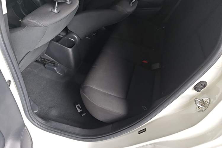 Used Honda Fit 2018 1.5L CVT Comfort Sunroof Version Left Rear Seat