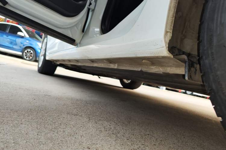 Used Honda Fit 2018 1.5L CVT Comfort Version Left Side Sill