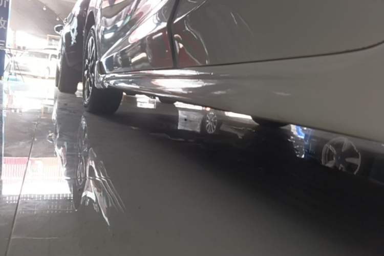Used Honda Fit 2018 1.5L CVT Comfort Sunroof Version Left Side Sill