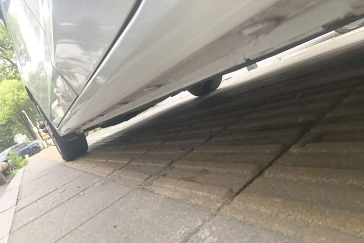 Used Honda Fit 2018 1.5L CVT Comfort Version Left Side Sill