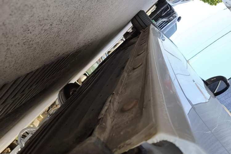 Used Honda Fit 2018 1.5L CVT Comfort Sunroof Version Left Side Sill