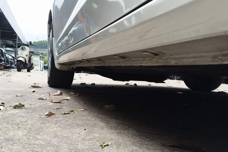 Used Honda Fit 2018 1.5L CVT Comfort Version Left Side Sill
