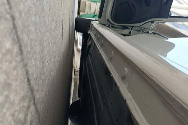Used Honda Fit 2018 1.5L CVT Comfort Version Left Side Sill