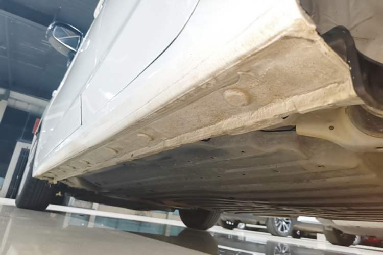 Used Honda Fit 2018 1.5L CVT Comfort Version Left Side Sill