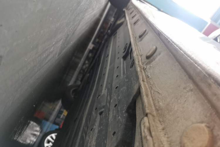 Used Honda Fit 2018 1.5L CVT Comfort Sunroof Version Left Side Sill