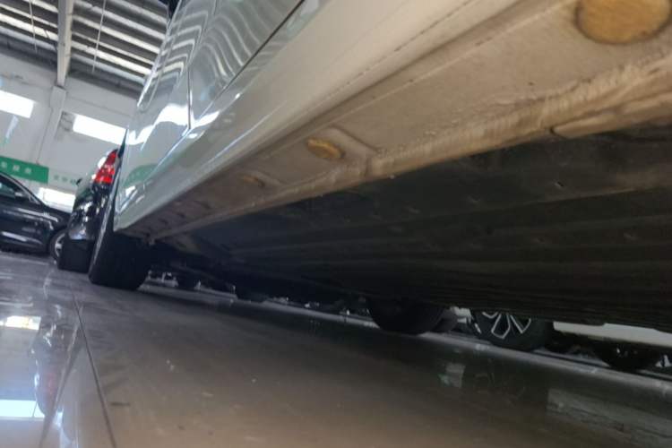 Used Honda Fit 2018 1.5L CVT Comfort Sunroof Version Left Side Sill