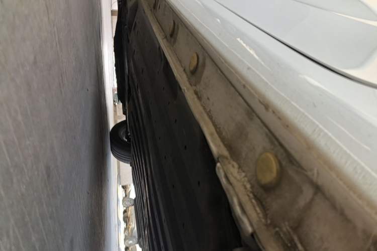 Used Honda Fit 2018 1.5L CVT Comfort Sunroof Version Left Side Sill