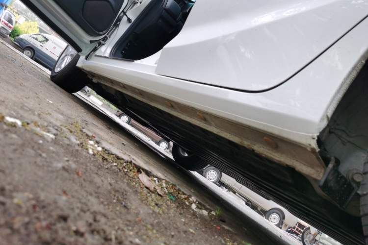 Used Honda Fit 2018 1.5L CVT Comfort Sunroof Version Left Side Sill