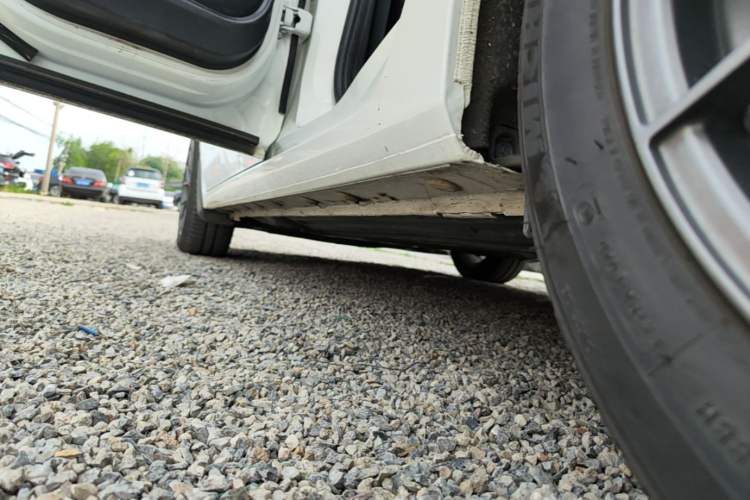 Used Honda Fit 2018 1.5L CVT Comfort Version Left Side Sill