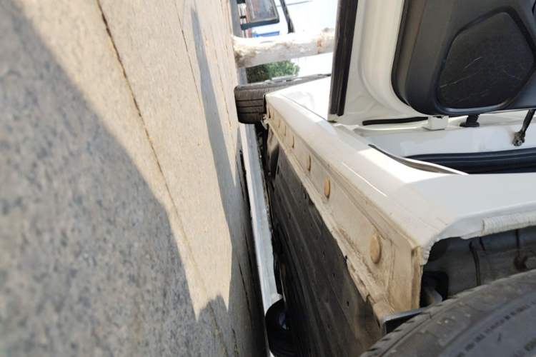 Used Honda Fit 2018 1.5L CVT Comfort Version Left Side Sill