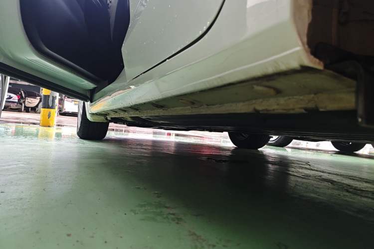 Used Honda Fit 2018 1.5L CVT Comfort Version Left Side Sill